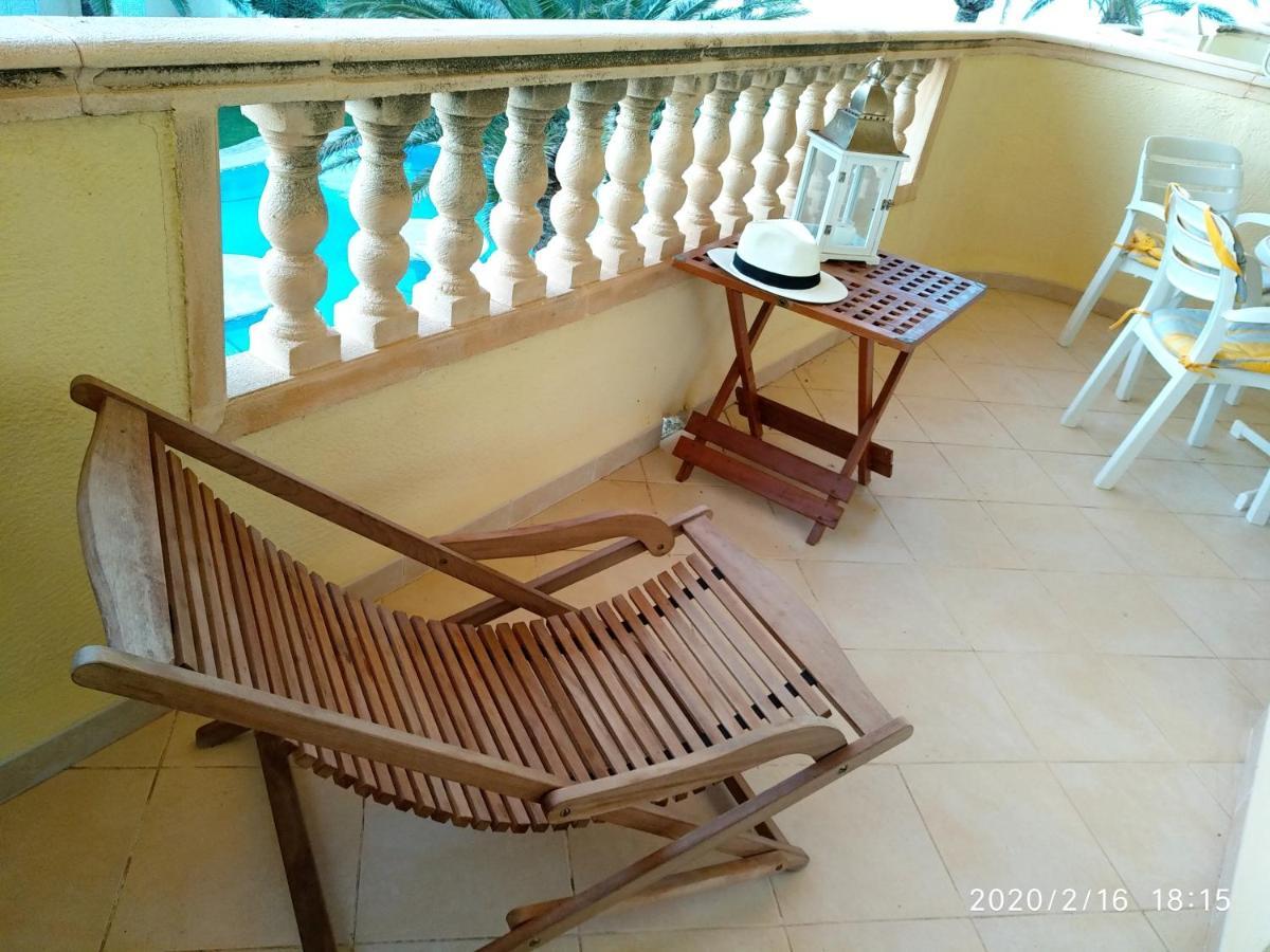 Estupendo Apartamento En Primera Linea De Playa Y Con Vistas Al Mar Denia Luaran gambar